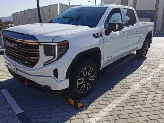 2023 GMC Sierra in Dubai used car