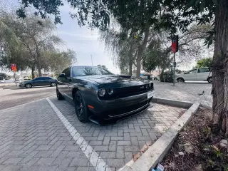 2014 Dodge Challenger in Dubai used car