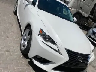 2014 Lexus IS in Dubai used car