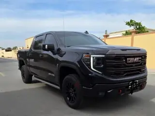 2022 GMC Sierra in Dubai used car