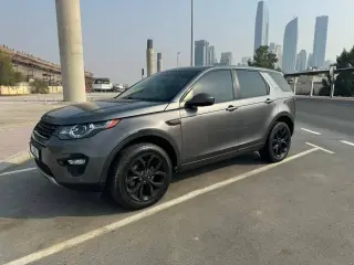 2015 Land Rover Discovery في Dubai سيارة مستعملة