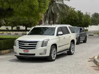 2015 Cadillac Escalade in Dubai used car