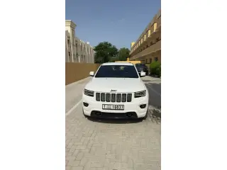 2015 Jeep Grand Cherokee in Dubai used car