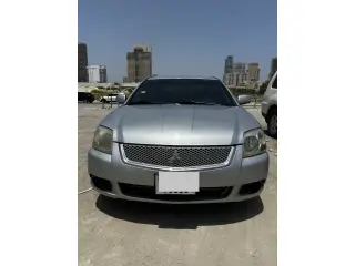 2012 Mitsubishi Galant في Dubai سيارة مستعملة
