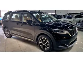 2023 Kia Carnival in Dubai used car