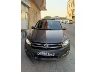 2013 Volkswagen Tiguan in Dubai used car