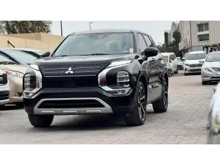 2022 Mitsubishi Outlander in Dubai used car