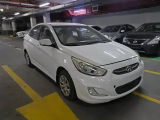 2017 Hyundai Accent in Dubai used car