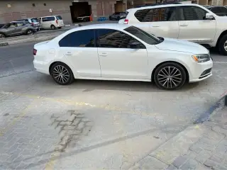 2016 Volkswagen Jetta in Dubai used car