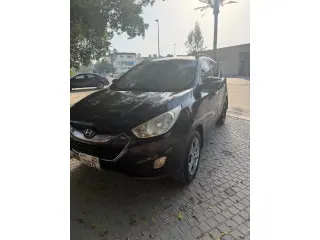 2010 Hyundai Tucson في Dubai سيارة مستعملة