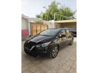 2020 Nissan Versa في Dubai سيارة مستعملة