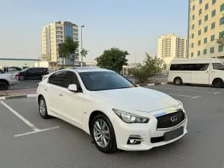 2015 Infiniti Q50 in Dubai used car