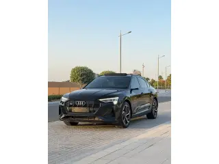 2020 Audi Q8 in Dubai used car