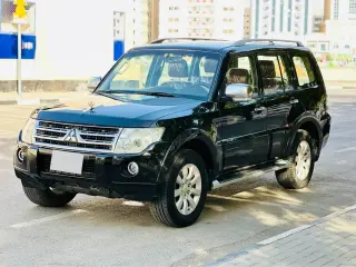 2010 Mitsubishi Pajero in Dubai used car