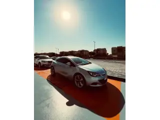 2014 Opel Astra in Dubai used car