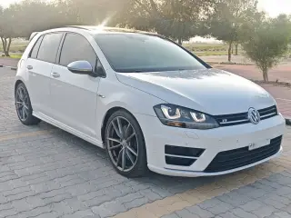 2016 Volkswagen Golf in Dubai used car