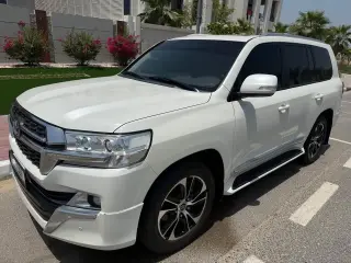 2019 Toyota Land Cruiser in Dubai used car