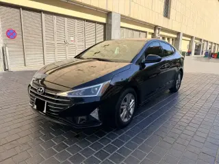 2019 Hyundai Elentra in Dubai used car