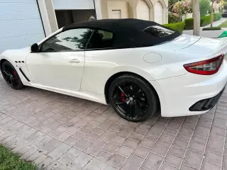 2015 Maserati GranCabrio in Dubai used car