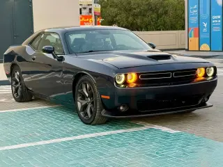 2019 Dodge Challenger في Dubai سيارة مستعملة
