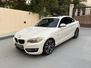 2014 BMW 2-Series في Dubai سيارة مستعملة