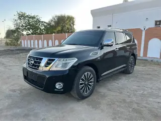 2016 Nissan Patrol في Dubai سيارة مستعملة