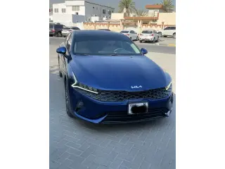 2023 Kia K5 في Dubai سيارة مستعملة