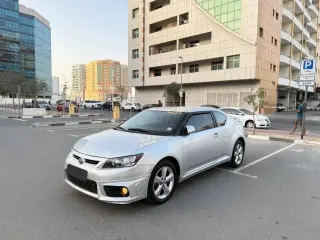 2011 Toyota Zelas في Dubai سيارة مستعملة