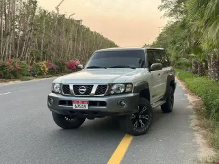 2023 Nissan Patrol Super Safari في Dubai سيارة مستعملة