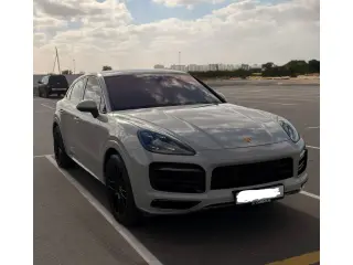 2023 Porsche Cayenne Coupe في Dubai سيارة مستعملة