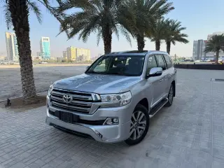 2018 Toyota Land Cruiser في Dubai سيارة مستعملة