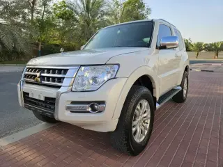 2018 Mitsubishi Pajero in Dubai used car