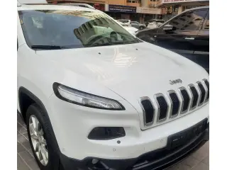 2018 Jeep Cherokee in Dubai used car