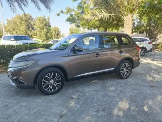 2016 Mitsubishi Pajero in Dubai used car