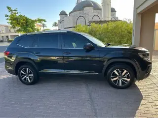 2021 Volkswagen Teramont in Dubai used car