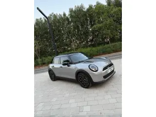 2025 Mini Cooper in Dubai used car