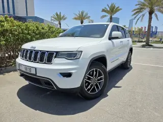 2019 Jeep Grand Cherokee in Dubai used car