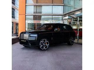 2025 Rolls Royce Cullinan in Dubai used car