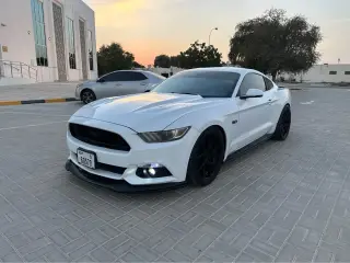 2016 Ford Mustang in Dubai used car