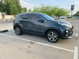 2020 Kia Sportage في Dubai سيارة مستعملة