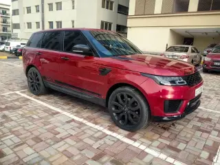 2017 Land Rover Range Rover Sport في Dubai سيارة مستعملة