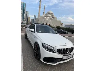 2017 Mercedes-Benz C-Class في Dubai سيارة مستعملة