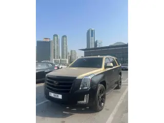 2017 Cadillac Escalade في Dubai سيارة مستعملة