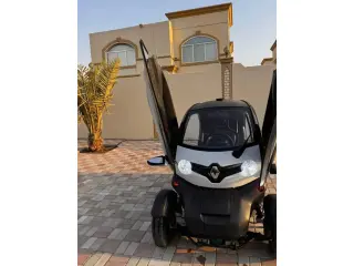 2019 Renault Twizy في Dubai سيارة مستعملة