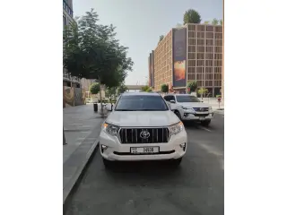 2023 Toyota Prado في Dubai سيارة مستعملة