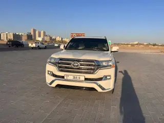 2021 Toyota Land Cruiser في Dubai سيارة مستعملة