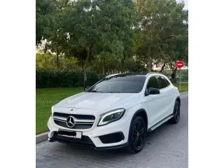 2019 Mercedes-Benz GLA في Dubai سيارة مستعملة