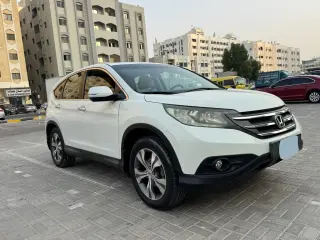 2014 Honda CR-V في Dubai سيارة مستعملة