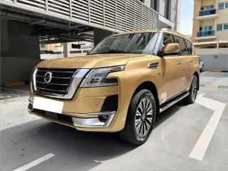 2020 Nissan Patrol في Dubai سيارة مستعملة
