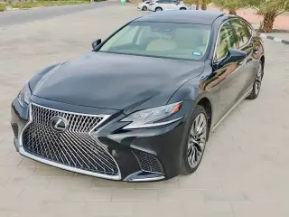 2018 Lexus LS في Dubai سيارة مستعملة